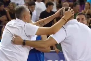 Η χαρά του Διαμαντίδη, και τα πανηγύρια της Εθνικής Παίδων για την τετράδα