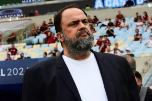 Μαρινάκης: «Στον Ολυμπιακό είμαστε μια οικογένεια, συνεχίζουμε να ονειρευόμαστε!»