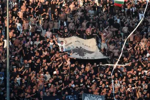Ο Βρούτσης άναψε πράσινο φως για τη μετακίνηση των φίλων του ΠΑΟΚ και του Ολυμπιακού