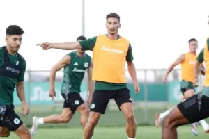 «Φουλάρει» για Λανς ο Παναθηναϊκός, έμφαση σε τακτική και στημένες φάσεις