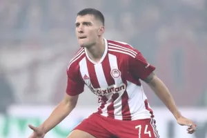 "Το 'όχι' του Ολυμπιακού στα 4 εκατ. της Σεβίλλης για τον Ντόη"