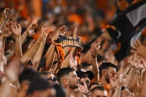 ΑΠΟΕΛ: "20 θέσεις απέμειναν..." 