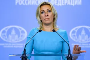 Ζαχάροβα: «Αμερικανικές ρουκέτες έπεσαν στο Κουρσκ»