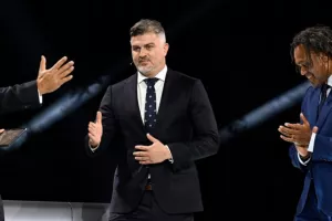 Αποθέωσε Ολυμπιακό ο Ζεβλάκοφ: "Αυτή η ομάδα είναι στην καρδιά μου" (Βίντεο)