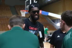 Λεσόρ: «Μετά την Euroleague και το πρωτάθλημα το πήρε προσωπικά ο Ολυμπιακός»