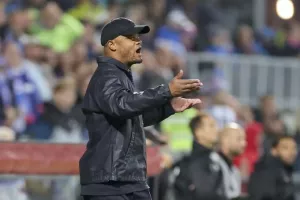 Κομπανί: «Ασυνήθιστο το 9-2, αλλά πρόκειται απλά για τρεις βαθμούς»