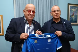 (Φώτος) Δεξιώθηκε την αποστολή του Κόσοβου 