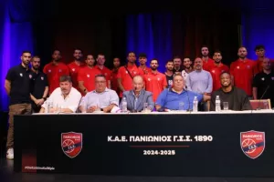 Η ΚΑΕ Πανιώνιος παρουσίασε ομάδα και φανέλα με guest star τον Θανάση Αντετοκούνμπο! 