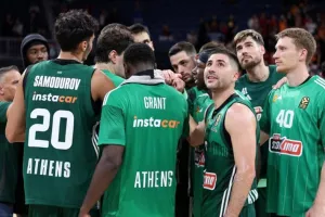 Έκλεισε την προετοιμασία του με εύκολη ήττα από την Εφές ο «λειψός» Παναθηναϊκός AKTOR
