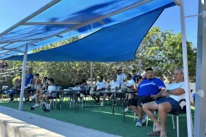 (ΦΩΤΟΣ kerkida) Ανανέωση για πιο άνετη... θέαση στο γήπεδο