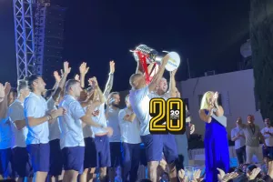Παρουσιάστηκε και αποθεώθηκε η ομάδα της Πάφος FC! (Φώτος Kerkida)