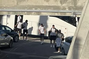 Έφτασε στην έδρα της η Πάφος FC - Χωρίς Κβίντα (Φώτος Kerkida)