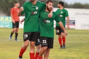 Κλικς από το φιλικό