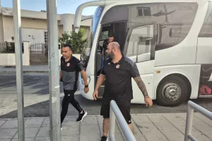 ΕΔΩ... Σωφρόνης
