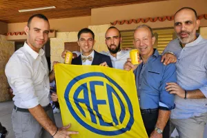 ΑΕΛάρα σε γάμο στην επισκοπή!