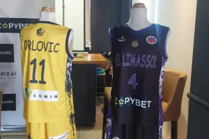 (Βίντεο/Φώτος kerkida) ΑΕΛ/Η παρουσίαση του ρόστερ της γυναικείας καλαθοσφαιρικής ομάδας
