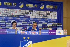 Ντομίνγκεζ: "Δεν παίρνεις πρωτάθλημα μόνο με 11 ποδοσφαιριστές" (Απάντησε για Μάγιερ)