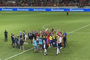 Η απονομή του Σούπερ Καπ στο ΑΠΟΕΛ! (Βίντεο kerkida/φώτος)