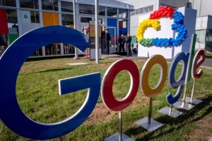 Το ανώτατο δικαστήριο της ΕΕ καταδικάζει Apple και Google