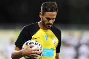 Θλάση ο Γκατσίνοβιτς – Τραυματίστηκε και ο Οντουμπάτζο