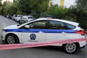 Άνδρας βρέθηκε δολοφονημένος με τραύματα από μαχαίρι