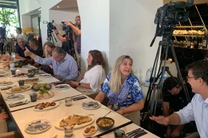 Η ΚΟΠ παρουσίασε την Stoiximan "Σηματοδοτεί μια νέα εποχή για το κυπριακό ποδόσφαιρο" (φώτος)