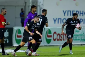 Εθνικός-Ανόρθωση (2-2): Φλέρταρε… με μεγάλη ανατροπή η "Κυρία" (φώτος)