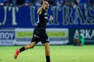 Εθνικός-Ανόρθωση (2-2): Φλέρταρε… με μεγάλη ανατροπή η "Κυρία" (φώτος)