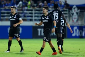 Εθνικός-Ανόρθωση (2-2): Φλέρταρε… με μεγάλη ανατροπή η "Κυρία" (φώτος)