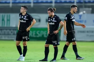 Εθνικός-Ανόρθωση (2-2): Φλέρταρε… με μεγάλη ανατροπή η "Κυρία" (φώτος)