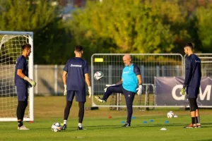 (Φώτος) Η τελευταία προπόνηση της Εθνικής μας