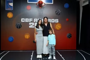 (ΦΩΤΟΣ) Η βραδιά του μπάσκετ 