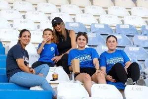(Φώτος) Ο κόσμος στο Ανόρθωση-Ομόνοια