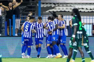 Ανόρθωση-Ομόνοια: ''Γαλανόλευκο" το ντέρμπι με Ράφα Λόπες (φώτος)