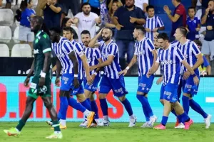 Ανόρθωση-Ομόνοια: ''Γαλανόλευκο" το ντέρμπι με Ράφα Λόπες (φώτος)
