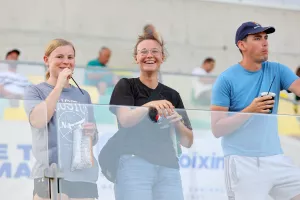 (ΕΘΝΙΚΗ ΚΥΠΡΟΥ) Λιγοστός κόσμος και... Εκκλησία