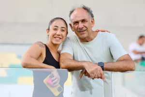 (ΕΘΝΙΚΗ ΚΥΠΡΟΥ) Λιγοστός κόσμος και... Εκκλησία