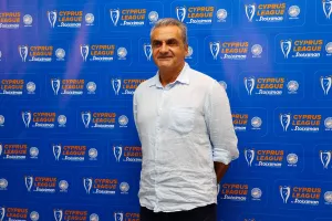 Και ο Βιολάρης εκεί… 