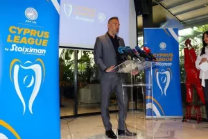 Η ΚΟΠ παρουσίασε την Stoiximan "Σηματοδοτεί μια νέα εποχή για το κυπριακό ποδόσφαιρο" (φώτος)