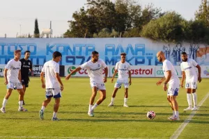 Οθέλλος-Απόλλων: 'Ανετη πρόκριση... με τεσσάρα! (Φώτος)