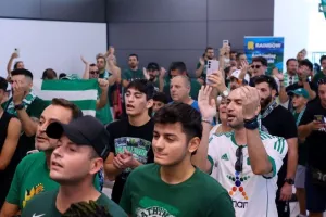 Αποθεωτική υποδοχή για τους πρωταθλητές Ευρώπης (ΒΙΝΤΕΟ CB)
