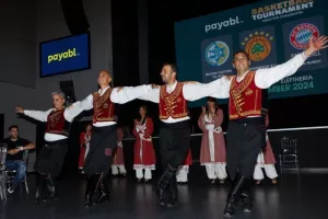 Δείπνο με... κυπριακό άρωμα (φώτος)