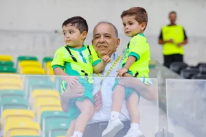 (Φώτος) Ο κόσμος στην "Αρένα"