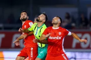Νέα Σαλαμίνα - ΑΕΚ: Έριξε τριάρα και έφυγε με "διπλό" η ΑΕΚ