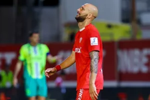 Νέα Σαλαμίνα - ΑΕΚ: Έριξε τριάρα και έφυγε με "διπλό" η ΑΕΚ