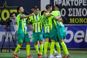 Νέα Σαλαμίνα - ΑΕΚ: Έριξε τριάρα και έφυγε με "διπλό" η ΑΕΚ