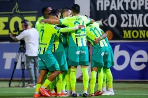 Νέα Σαλαμίνα - ΑΕΚ: Έριξε τριάρα και έφυγε με "διπλό" η ΑΕΚ