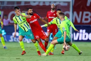 Νέα Σαλαμίνα - ΑΕΚ: Έριξε τριάρα και έφυγε με "διπλό" η ΑΕΚ