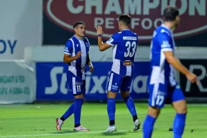 Εθνικός-Ανόρθωση (2-2): Φλέρταρε… με μεγάλη ανατροπή η "Κυρία" (φώτος)