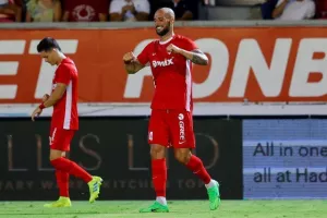 Νέα Σαλαμίνα-Ομόνοια: Ανατροπή στην ανατροπή με εντολή Στεπίνσκι! (φώτος)